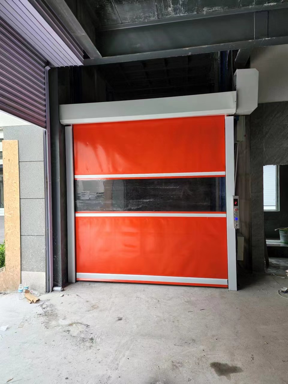 卷帘门式升降货梯